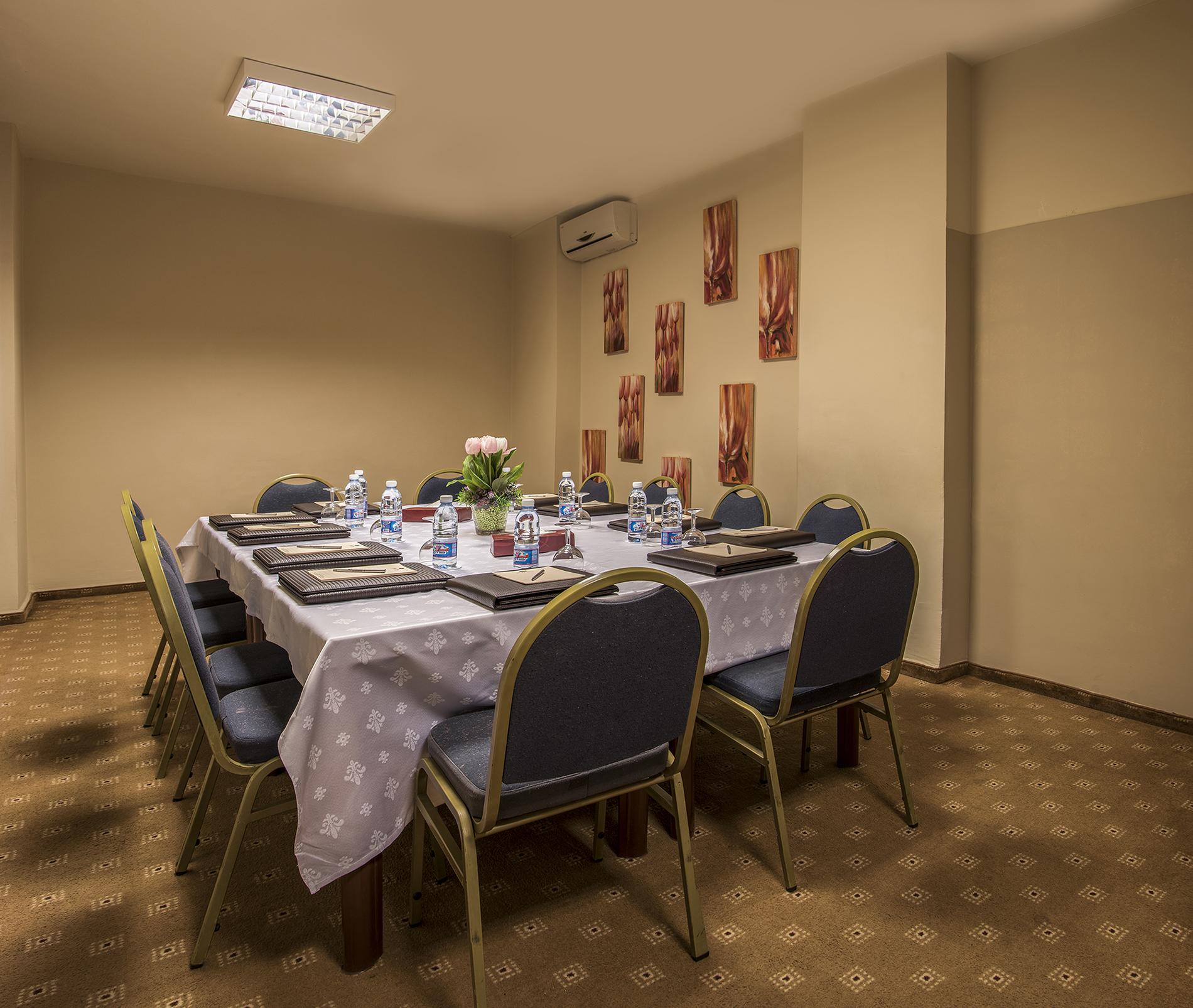 Rawche Universal Apartments Beirut Exterior photo
